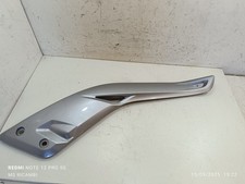FIANCHETTO PEDANA DESTRO PER YAMAHA X MAX 250 2010 2013