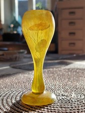 Vaso in vetro cammeo inciso