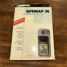 Garmin GPSMAP Navigatore Marino Versatile 76 Bundle con Cavo Dati Alimentazione. Senza cinturino