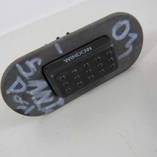 Pulsante apertura stivale per HYUNDAI SANTA FE MK1 2000-2006 usato (29456)