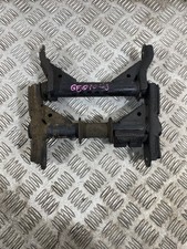 110072 Staffa Supporto Motore Peugeot Geopolis 250 dal 2005 al 2012