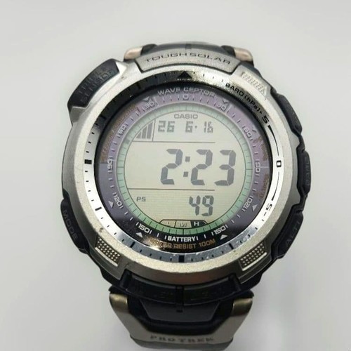 Orologio digitale uomo solare