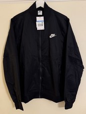 Nike Sportswear Essentials