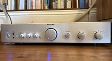Amplificatore integrato ROTEL