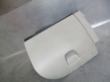 2018 RENAULT CAPTURE 5DR GLOVE