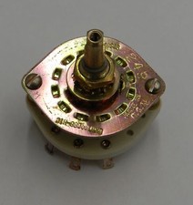 Commutatore ceramico 2 VIE 2 POSIZIONI militare