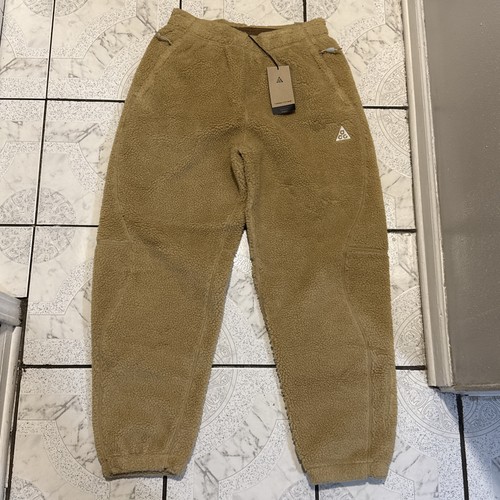 Nuovi pantaloni pile nike - nuovi,
