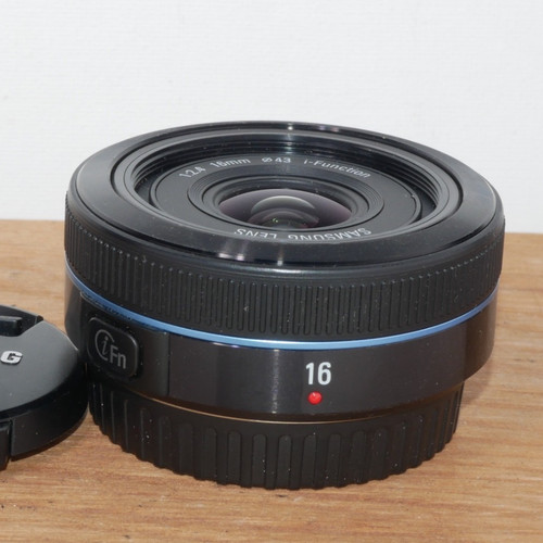 Samsung f 2 4 - 16, mm