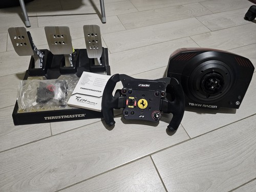 Thrustmaster pedaliera - +,