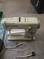Bernina 730 Record Sewing