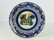 Ceramica Di Grottaglie Piatto da Parete Maiolica Popolare Figura Trulli XX Sec.