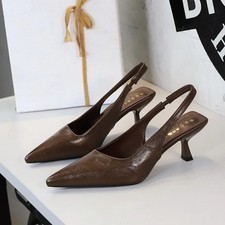 Scarpe eleganti con tacco alto, scarpe semplici con tacco da banchetto