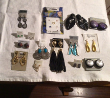 LOTTO COME DA FOTO DI 15 PAIA DI ORECCHINI TUTTI NON USATI E TUTTI FIRMATI 