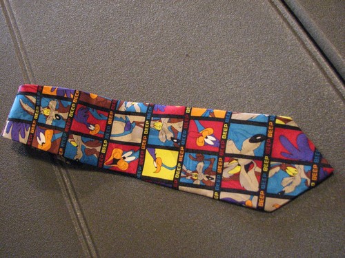 Cravatta tie looney - tie,