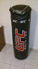 Sacco originale di marca UFC per MMA,boxe,muay thai.In perfetto stato 