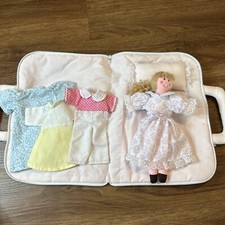 Peluche pupazzo Il mondo di Amelia con vestiti e custodia