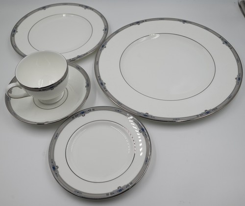 Wedgwood amherst platinum trim - wedgwood,