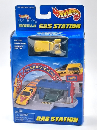 Stazione servizio hot - di,