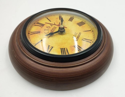 Piccolo orologio parete in - piccolo,