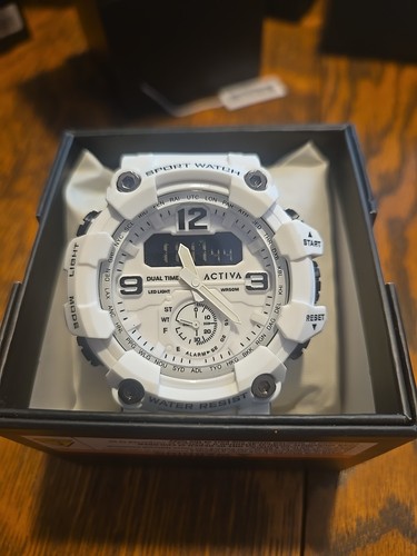 Nuovo orologio sportivo - orologio, uomo
