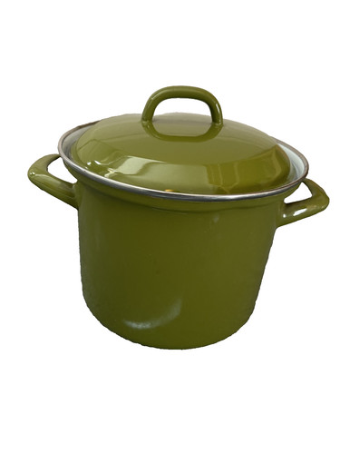 Enameled green metal stew - green, /