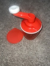 Tupperware Speedy Chef Red