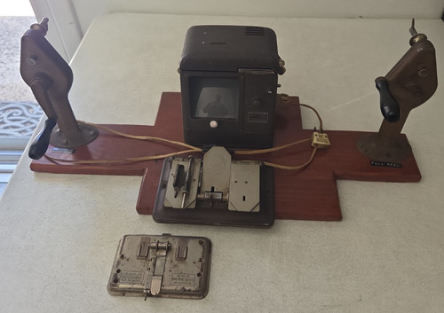 Bell howell 16 mm filmo - *,