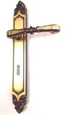 Maniglia per porte con placca