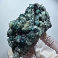 Raro cubo di fluorite