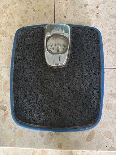 Bilancia pesapersone vintage