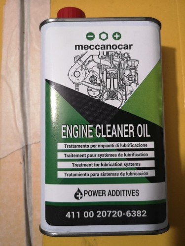 Additivo olio motore