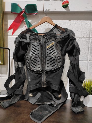 Sinisalo race culture fullbody - sinisalo,