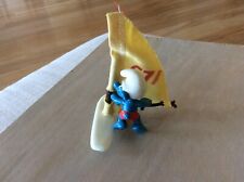 PUFFO SURFISTA CON TAVOLA DA SURF E VELA IN STOFFA - ORIGINALE PEYO 