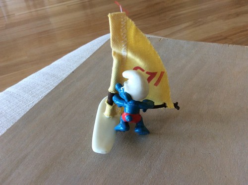 Puffo surfista con tavola - con,