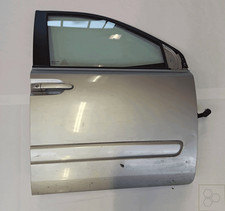 760044D010 Porta ant. DX KIA CARNIVAL 2a Serie 2.7 V6 24V aut. Mnv 5p/b/2656cc