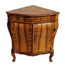 Angoliera bassa con due sportelli e cassetto