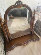 Vintage Flint's Fine Furniture