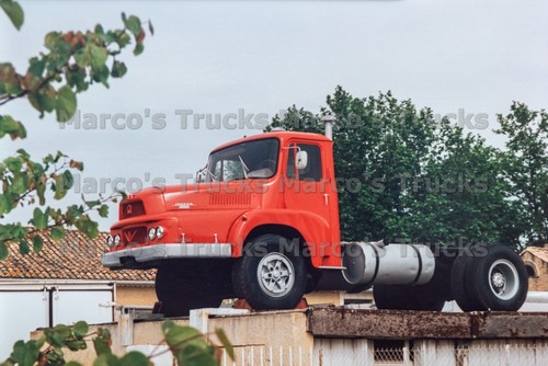 Foto camion unic izoard truck - camion,
