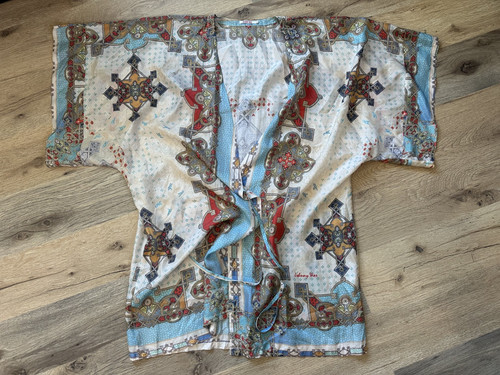 Kimono copricostume floreale