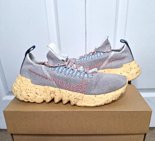 Nike space hippie grigio - space,