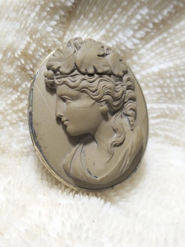 Spilla antica pietra lavica - spilla,