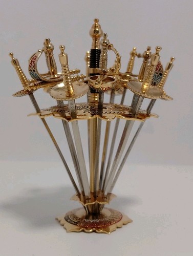 12 spade cocktail - ⚔️🍸,