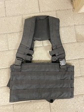 Gilet tattico e maschera con rete protettiva Softair