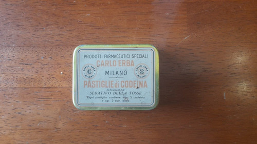 Antica scatola alluminio - di,