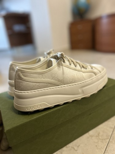 1977 gucci shoes - 1977,