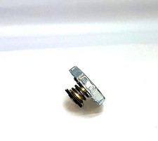 K07018150 TAPPO RADIATORE