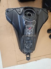 Honda Africa Twin + Serbatoio +Scatola filtro aria