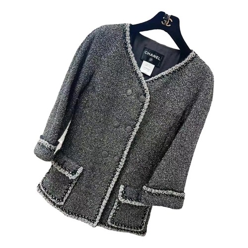 Chanel 14p tweed logo - chanel,
