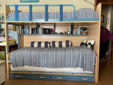 letto a castello con terzo