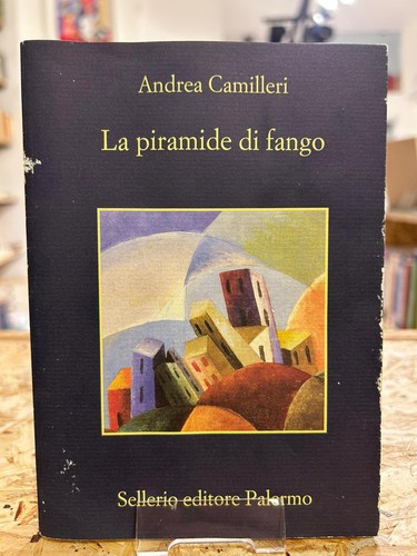 Libro piramide di - -,